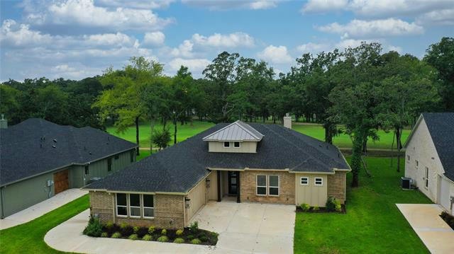 211 COLONIAL DR, MABANK, TX 75156 - Image 1