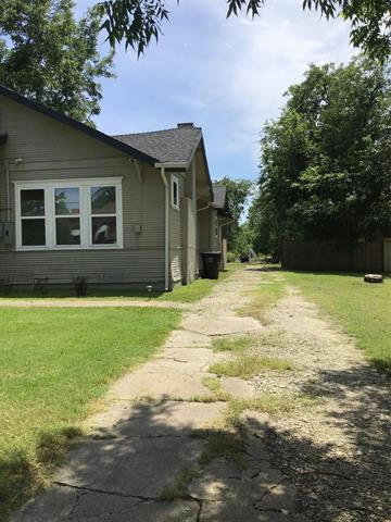 714 CANTON AVE, WILLS POINT, TX 75169, photo 1 of 17