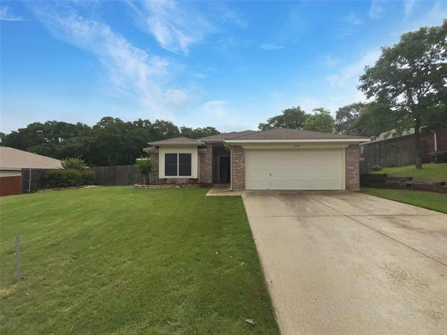 218 CARDINAL CT, WEATHERFORD, TX 76086, photo 1 of 17