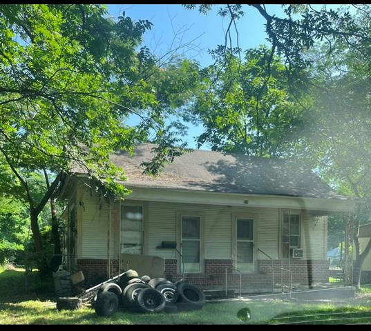 410 W NEVADA AVE, VIVIAN, LA 71082, photo 1