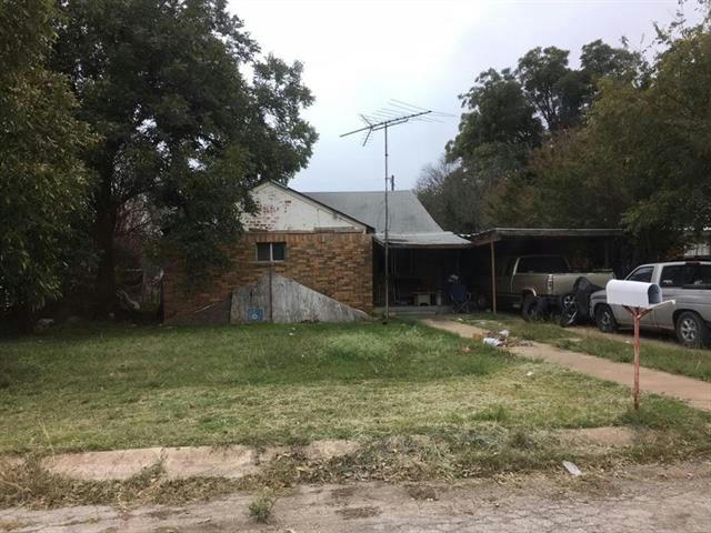 705 W 6TH ST, COLEMAN, TX 76834, photo 1 of 10