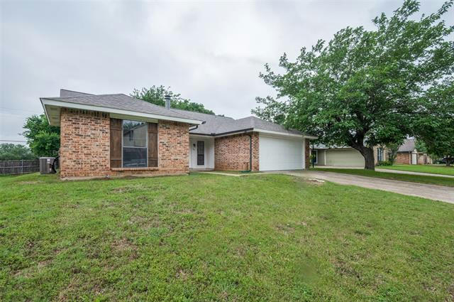 111 WESTOVER DR, EULESS, TX 76039, photo 1 of 21