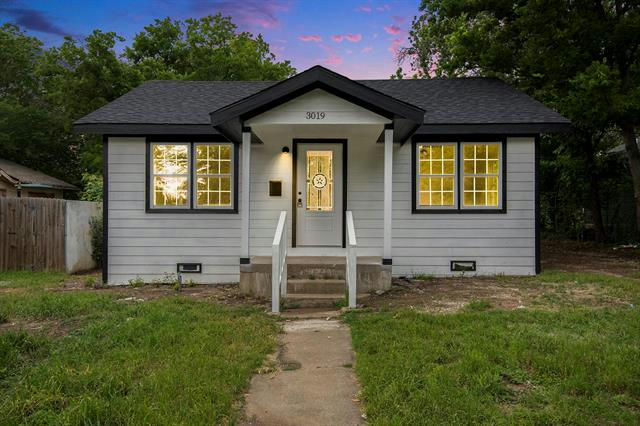 3019 AVENUE N, FORT WORTH, TX 76105, photo 1 of 26