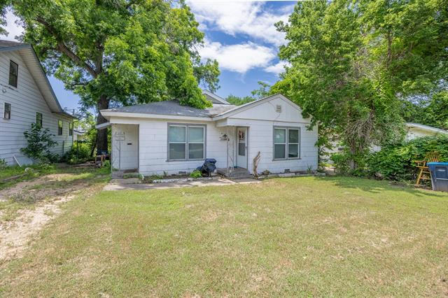 2514 BOMAR AVE, FORT WORTH, TX 76103, photo 1 of 13
