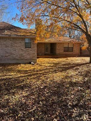 327 RUTH ST, DEPORT, TX 75435, photo 3 of 17