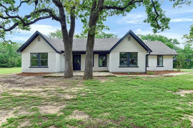 7586 WEST LINE RD, COLLINSVILLE, TX 76233, photo 1 of 37